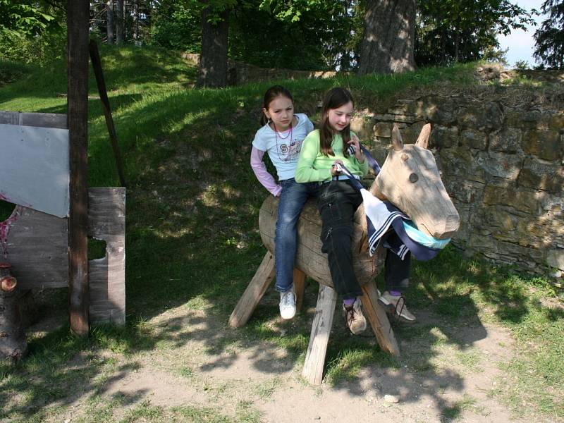 V Brumově-Bylnici zahájili turistickou sezonu 2. května šachovým turnajem. 