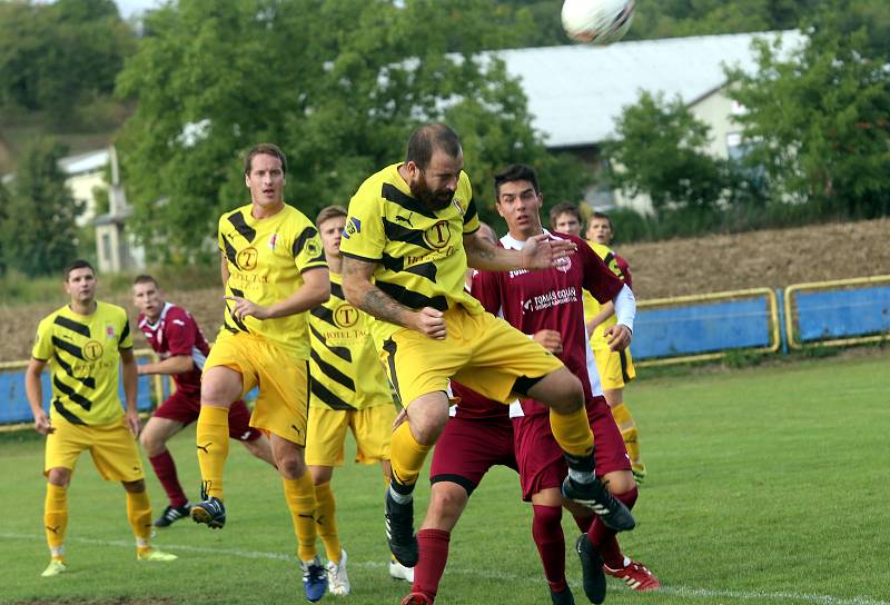 fotbal SK Louky - Kostelec u  Holešova