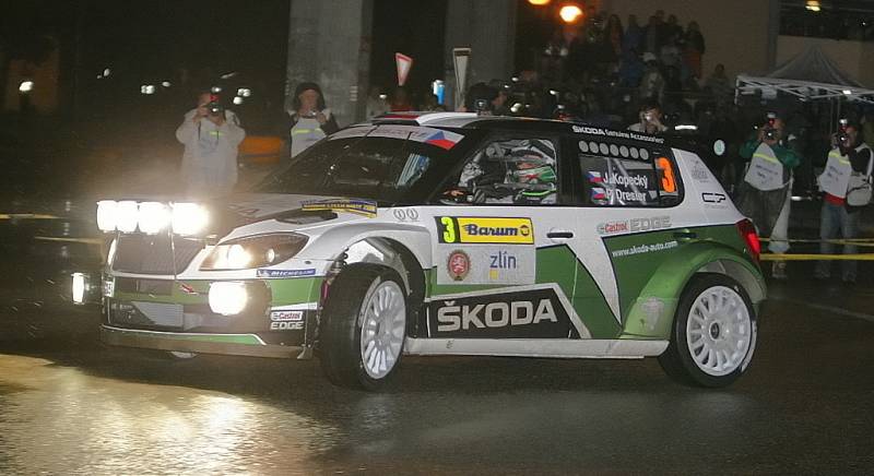 Barum rally: noční rychlostní zkouška ve Zlíně