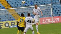 Fotbalisté Zlína (žluté derby ) v nedělním derby hostili sousední Slovácko.