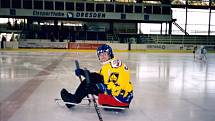 Zdravý sledge hokejista Pavel Julina válí již osmnáct let
