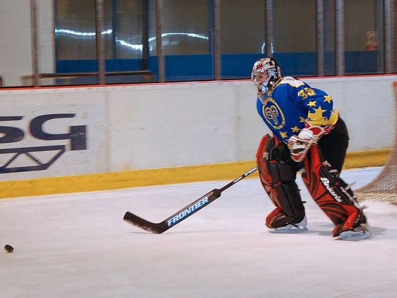 Utkání Zlínské amatérské hokejové ligy (ZAMHL) Uherský Brod – Baťovka.
