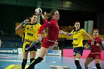 Spojka Helena Ryšánková s patří k oporám ženského národního týmu. S družstvem absolvovala jak loňské mistrovství světa v Německu, tak i EURO 2016 ve Švédsku.