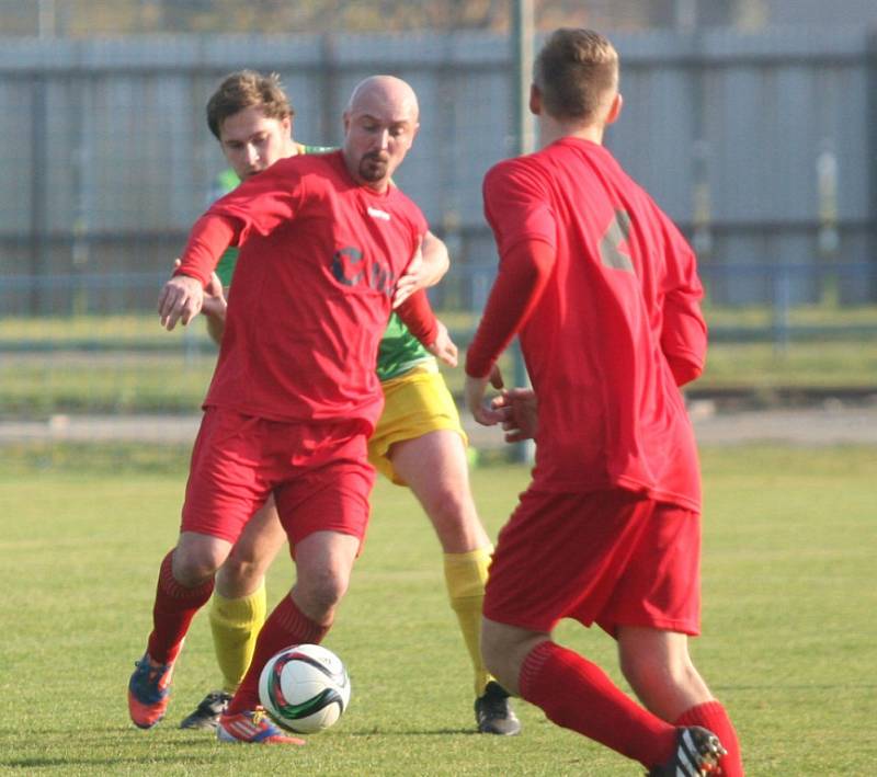 Chropyně (oranžoví) - Boršice 4:2 (3:1).