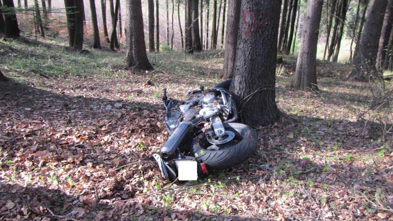 Tragická srážka dvou motorkářů u Zádveřic - Rakové