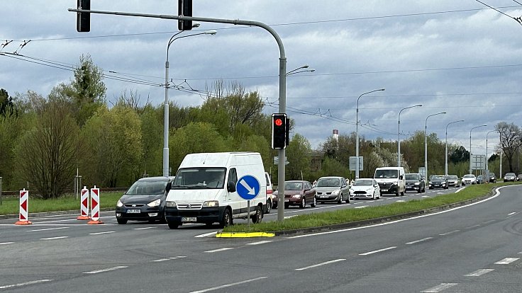 Začala oprava silnice I/49 mezi Zlínem a Otrokovicemi.