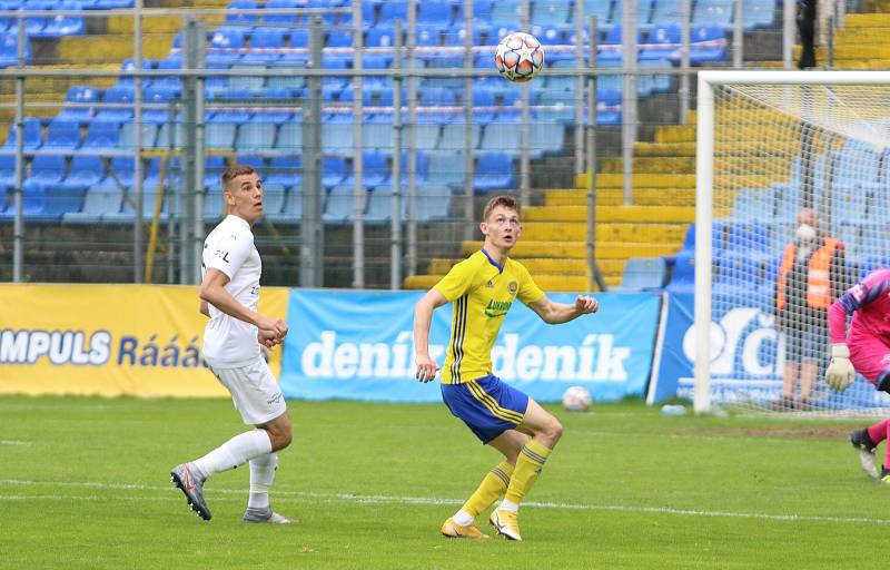 Fotbalisté Zlína B se v sobotu dopoledne utkali s juniorkou Slovácka.