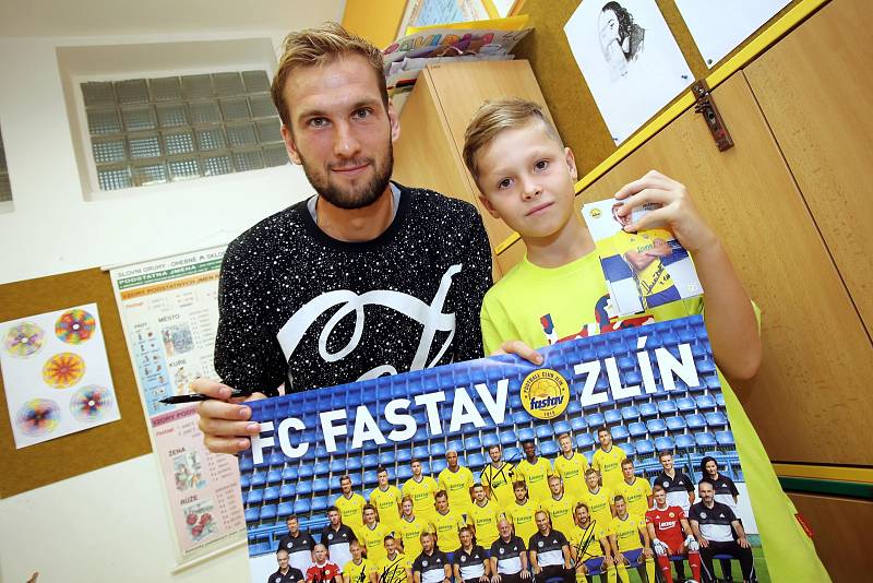 Zahájení školního roku na 5.ZŠ Komenského II. ve Zlíně s fotbalisty FC Fastav