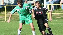 I. B třída: Malenovice (v zeleném) - Těšnovice 2:0 (0:0)