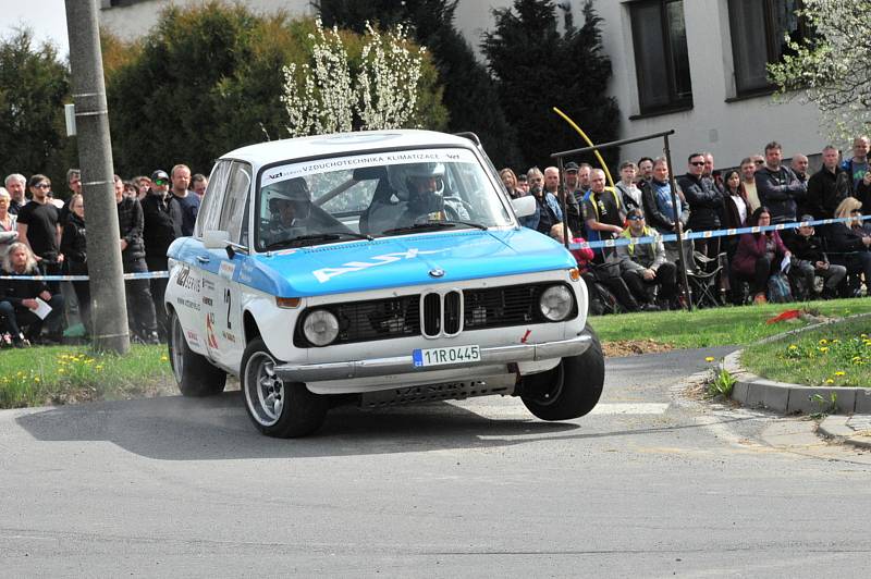 Pod taktovkou dvou mladých regionálních pilotů Erika Caise a Adama Březíka se nesel závod 27. ročníku Rallysprint Kopná, který se konal v sobotu v okolí Slušovic.