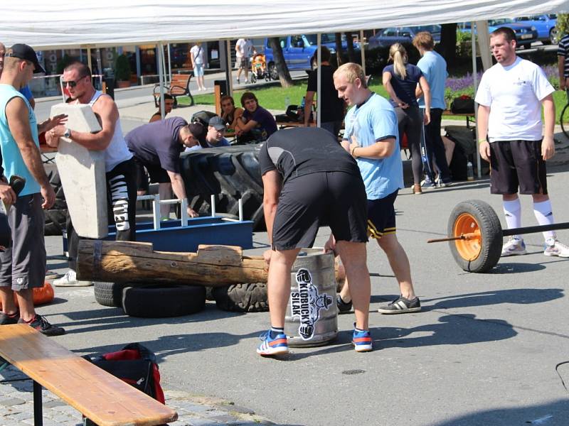 Ve Valašských Kloboukách se představili největší siláci z regionu