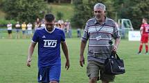 Fotbalisté Slavičína (v modrých dresech) ve středu v rámci 1. kola Mol Cupu vyzvali Frýdek Místek.