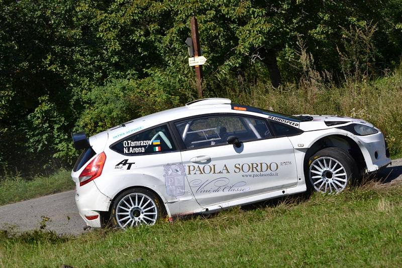 Piloti soutěžních vozů se připravovali v okolí Vizovic na Barum Rally