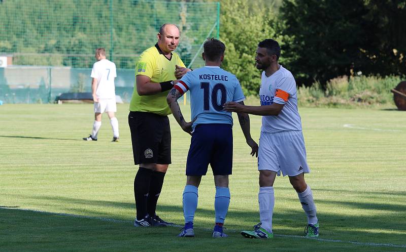 Fotbalisté Kostelce odehráli derby proti Fryštáku. V divokém zápase prohráli 3:4.