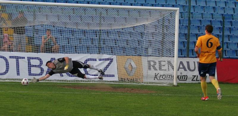 fotbal, KFS, finále, Pohár Hejtmana Zlínského kraje, Štítná nad Vláří (žlutí) - FC Rak Provodov