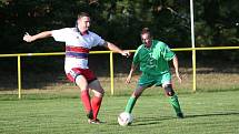 Fotbal - Mladcová B (bílí) – Racková B