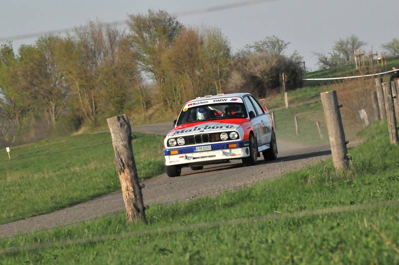 Pod taktovkou dvou mladých regionálních pilotů Erika Caise a Adama Březíka se nesel závod 27. ročníku Rallysprint Kopná, který se konal v sobotu v okolí Slušovic.