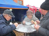 V sobotu 9. ledna 2016 se ve Zlíně před kostelem Panny Marie Pomocnice křesťanů na Jižních Svazích konal Tříkrálový festival, jehož součástí mimo jiné byla i Tříkrálová polévka, kterou zájemcům podávaly osobnosti města.