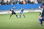 Zápas fotbalové I. B třídy mezi Lužkovicemi (v černém) a Veselou ovládli domácí 2:0.