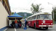 V sobotu 19. června úderem deváté hodiny ranní první návštěvníci vstoupili do areálu Dopravní společnosti Zlín-Otrokovice (DSZO), aby si mohli prohlédnout zázemí dopravního podniku. 