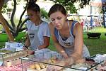 Ve Zlíně se tento víkend koná Garden Food Festival. Přilákal zajímavé kuchaře a ochutnávat se mohou ještě zajímavější speciality.