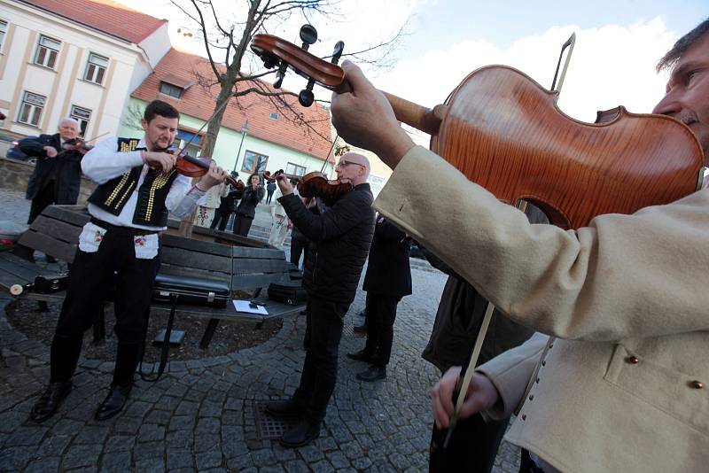 Pohřeb Lubomíra  Málka v kostele Neposkvrněného početí Panny Marie v Uherském Brodě, 6. 11. 2021