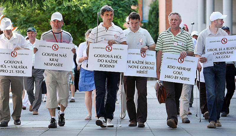 Protest Starostů a nezávislých proti politice Zlínského kraje při přerozdělování dotací EU