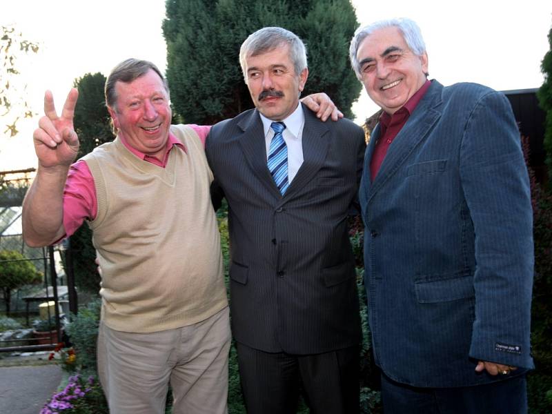 Krajské volby 2012. Štáb KSČM  Na snímku zleva Josef Čejka, Ivan Mařák a Jaroslav Kučera