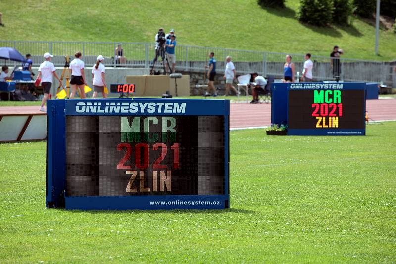 V neděli se druhým dnem konalo MČR v atletice mužů a žen ve Zlíně.