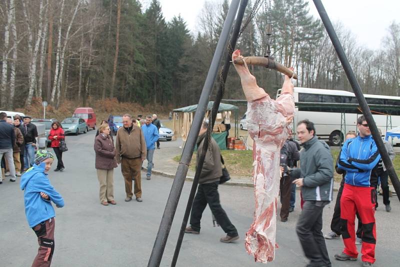 V sobotu 15. března se na hrázi luhačovické  přehrady, konala akce s názvem Luhačovická zabijačka 2014