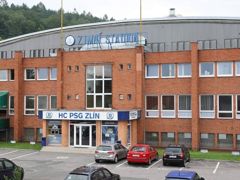 Zimní stadion Luďka Čajky ve Zlíně.