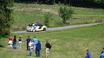 Piloti soutěžních vozů se připravovali v okolí Vizovic na Barum Rally