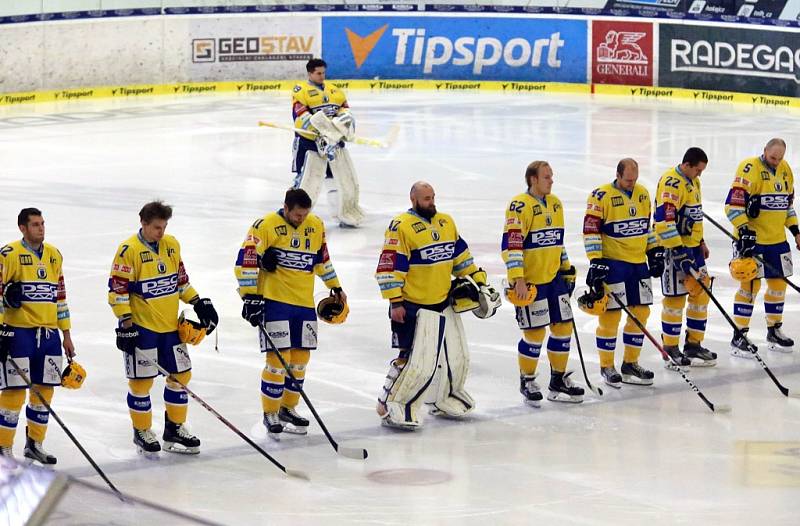 PSG Zlín - HC Oceláři Třinec. Minuta ticha