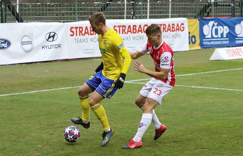 Fotbalisté Zlína se ve 13. kole FORTUNA:LIGY utkali s nováčkem z Pardubic.  Zápas se hrál ve vršovickém Ďolíčku. Foto: Jan Zahnaš