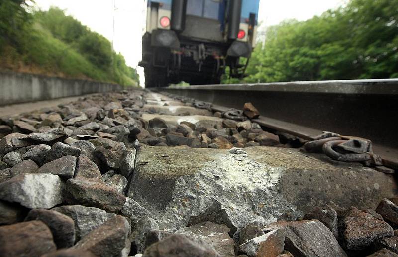 Na železničním přejezdu ve Syptihněvi se ve středu 8. června srazil rychlík s polským kamionem. Při nehodě nebyl nikdo nezraněn.