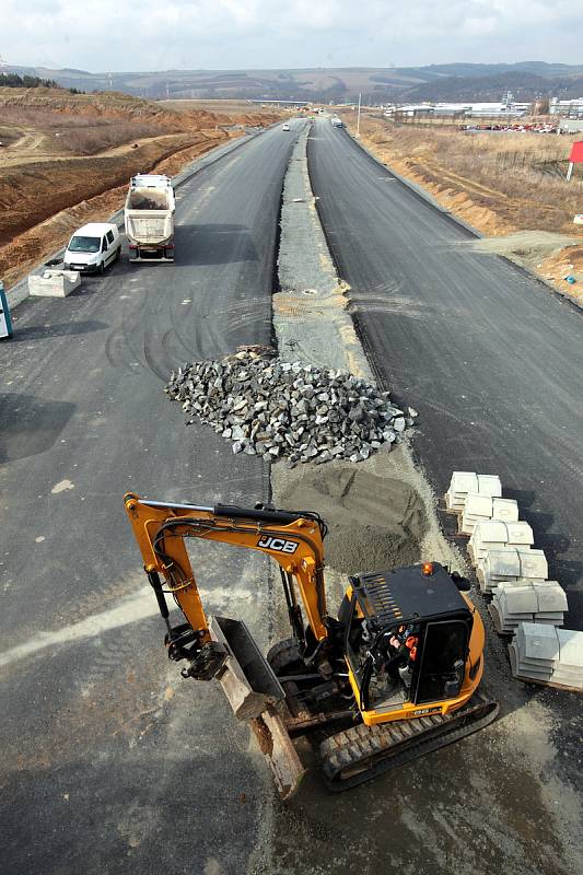 Výstavba jihovýchodního obchvatu Otrokovic, březen 2020