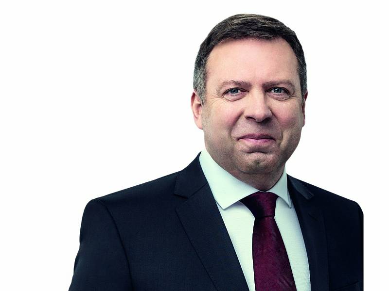Stanislav Blaha (ODS) 51 let, Uherské Hradiště, je poslancem PČR, starosta města Uherské Hradiště