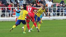 Fotbalisté Zlína (žluté dresy) ve 2. kole MOL Cupu zvítězili na hřišti divizního Startu Brno 3:0