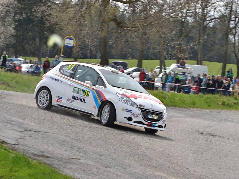 Talentovaný Tomáš Pospíšilík si plní sen v rallye. Změnil i vůz