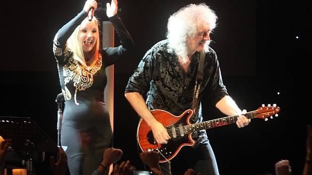 Koncert  Brian May & Kerry Ellis v kongresovém centru ve Zlíně.