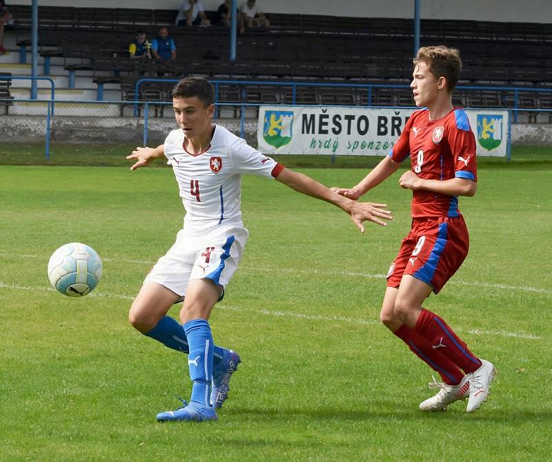 Fotbalové naděje ze Zlína a Slovácka se představily na reprezentačním kempu U15 v Břeclavi.