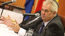 Prezident Miloš Zeman pohovořil s představiteli města na zlínské radnici