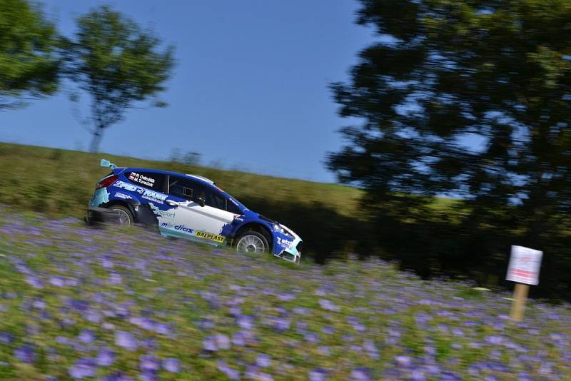 Piloti soutěžních vozů se připravovali v okolí Vizovic na Barum Rally