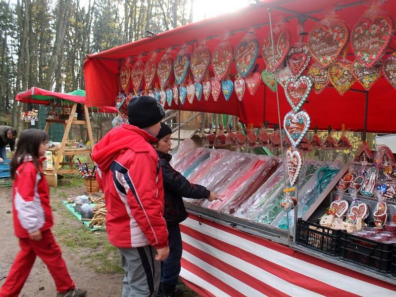 Adventní jarmark na Lukově