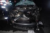 Nehoda osobního a nákladního auta omezila ve středu 1. března 2023 večer provoz na dálnici mezi Hulínem a Otrokovicemi.
