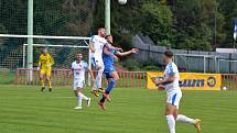 Fotbalisté Kvítkovic (modré dresy) doma prohráli s Baníkem Ostrava "B" 2:5.