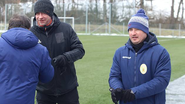 Fotbalisté Slavičína nečekaně doma na úvod odvetné části klopýtli. To se nelíbilo trenéru Petru Slončíkovi.