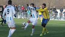 Fotbalisté Zlína (žluté dresy) ve druhém zimním přípravném zápase přehráli slovenskou Nitru 5:0.