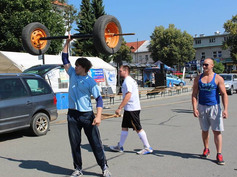 Ve Valašských Kloboukách se představili největší siláci z regionu