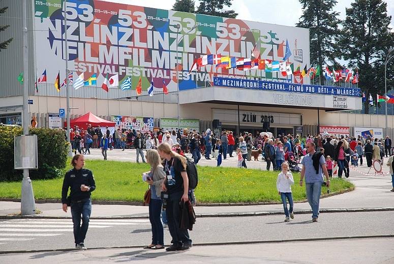 Velké kino jako festivalové centrum sloužilo i jako místo doprovodného programu v roce 2013.